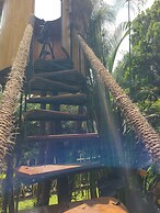 Nido Ecoluxury Treehouse - Casa de Arbol