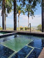 Nido Ecoluxury Treehouse - Casa de Arbol