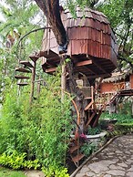 Nido Ecoluxury Treehouse - Casa de Arbol