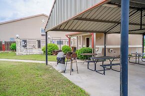 Texan Inn By OYO Beeville US-181