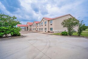 Texan Inn By OYO Beeville US-181