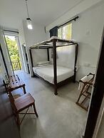 Sapiens Home Weligama bay