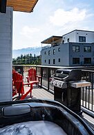 Switchback Suite by Revelstoke Vacations