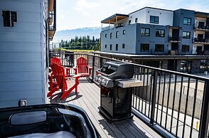 Switchback Suite by Revelstoke Vacations