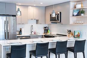 Switchback Suite by Revelstoke Vacations