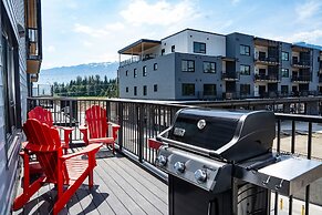 Switchback Suite by Revelstoke Vacations