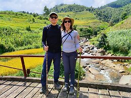 Hmong's Life Homestay & Trekking