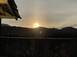 Hmong's Life Homestay & Trekking