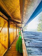 Hmong's Life Homestay & Trekking