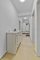 Karina 2BDR Apartment