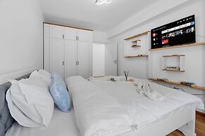 Karina 2BDR Apartment