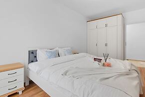 Karina 2BDR Apartment