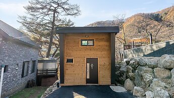 Gapyeong On The Hill Dogchae Pension
