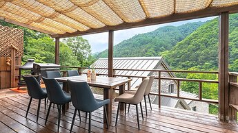 Gapyeong On The Hill Dogchae Pension