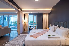 Capital 2 Bed Olive Tree Line By YourHost