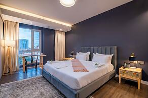 Capital 2 Bed Olive Tree Line By YourHost