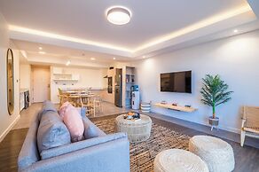 Capital 2 Bed Olive Tree Line By YourHost