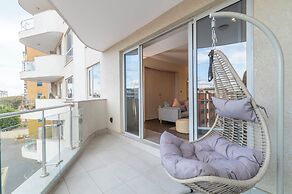 Capital 2 Bed Olive Tree Line By YourHost