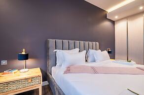 Capital 2 Bed Olive Tree Line By YourHost