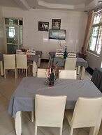 Holmand Hotel