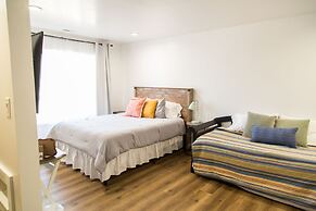 Happy Trails Bed and Breakfast