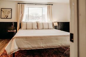 Happy Trails Bed and Breakfast