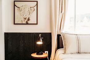 Happy Trails Bed and Breakfast