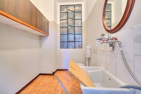 Anita Lake - Shared Pool