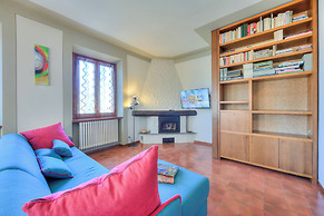 Anita Lake - Shared Pool