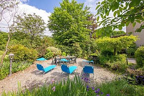 Anita Lake - Shared Pool