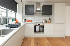 Central and Bright 1 Bedroom Flat - Peckham