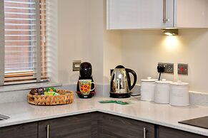 Just Stay Wales - Waterfront Townhouse