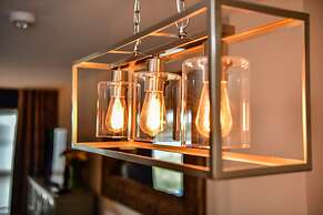 Just Stay Wales - Waterfront Townhouse