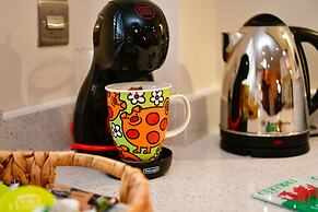 Just Stay Wales - Waterfront Townhouse