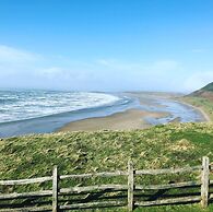 Just Stay Wales - Waterfront Townhouse