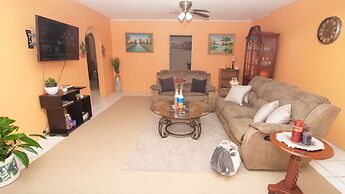 876 JA Oasis by Kingston Airport