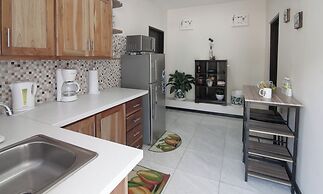 876 JA Oasis by Kingston Airport