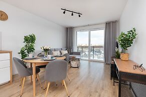 Osiedle Latarnikow Apartment by Renters