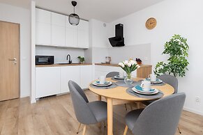 Osiedle Latarnikow Apartment by Renters