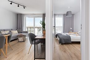 Osiedle Latarnikow Apartment by Renters