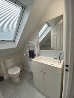 Willows Worthing 4 bed With ev Charger & sea Views