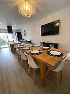 Willows Worthing 4 bed With ev Charger & sea Views