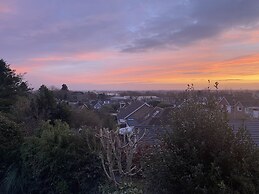 Willows Worthing 4 bed With ev Charger & sea Views