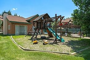 1060 Imperial Condo by RedAwning