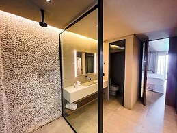 Hamares Boutique Hotel