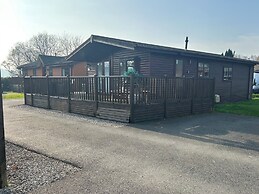 Lake View Lodge