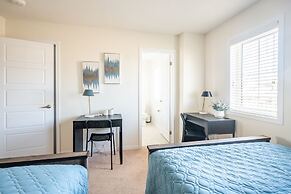 New 3BR Townhouse, Minutes to Niagara Falls and Brock University by GL