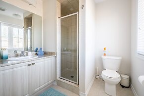 New 3BR Townhouse, Minutes to Niagara Falls and Brock University by GL