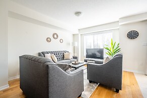 New 3BR Townhouse, Minutes to Niagara Falls and Brock University by GL