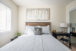 New 3BR Townhouse, Minutes to Niagara Falls and Brock University by GL